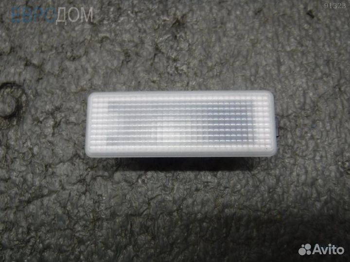 Светильник BMW E90 s1103381