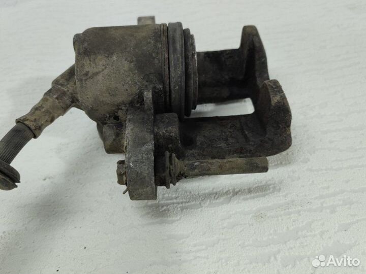 Суппорт тормозной передний левый Ваз 2108 2004