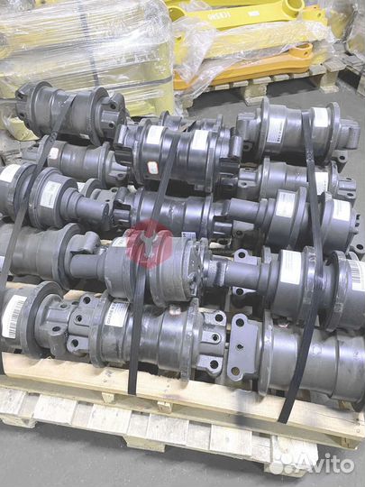 Каток поддерживающий KM3683