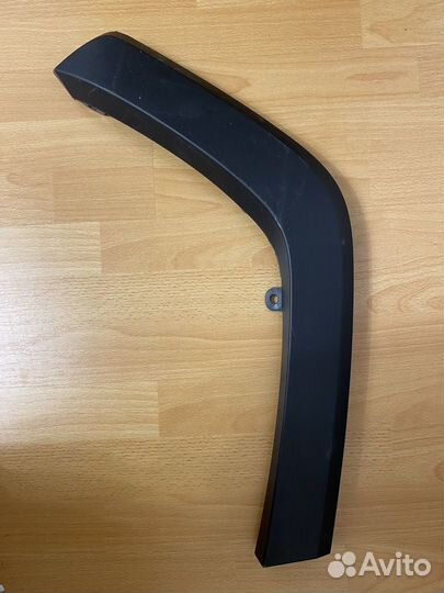 Молдинг заднего левого крыла