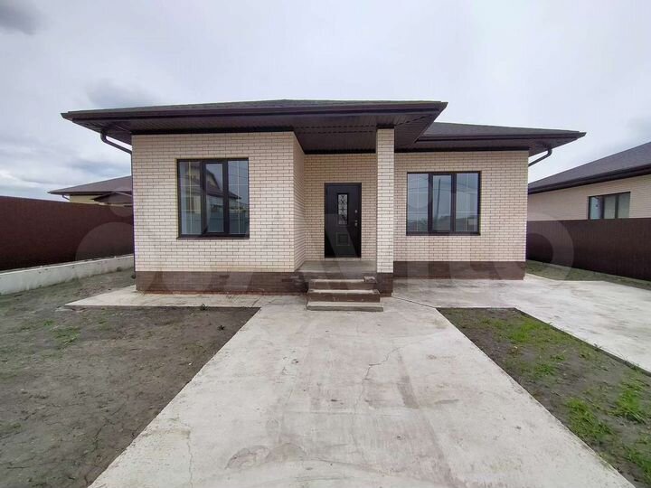 Коттедж 130 м² на участке 10 сот.