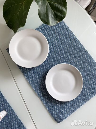 Тарелки - 8 шт