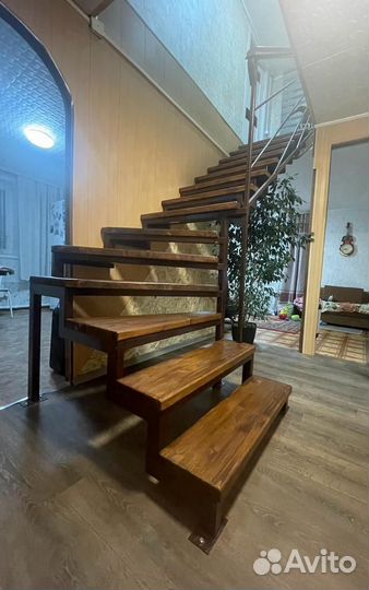 Лестница металлическая