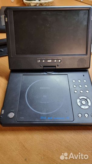 Портативный dvdпроигрыватель с тв тюнером и сумкой