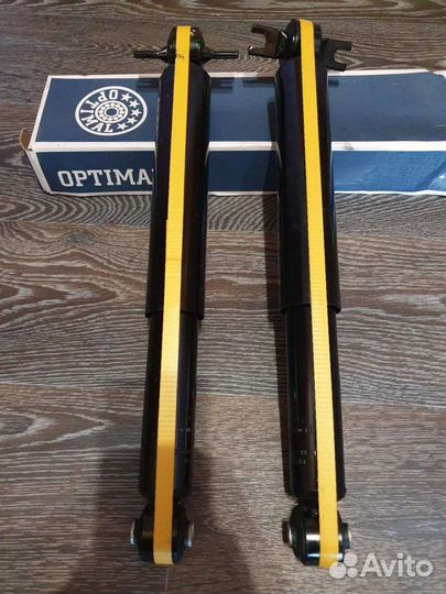 Амортизаторы задние на Киа Рио I