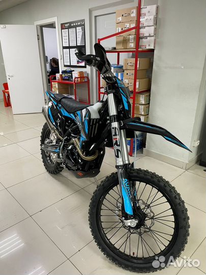 Мотоцикл Avantis Enduro 250 EFI Exclusive птс