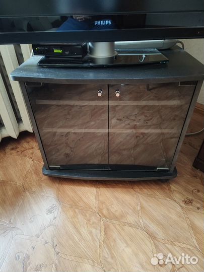 Тумбочка под телевизор