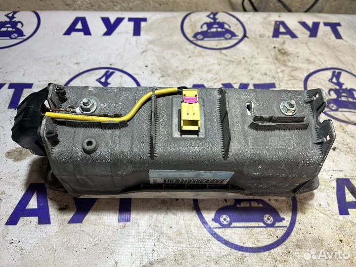 Подушка безопасности пассажира Skoda Octavia A5