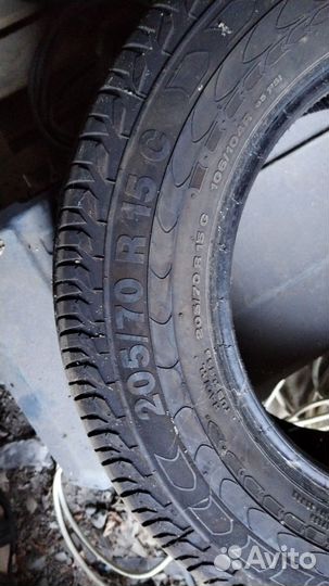 Continental Vanco 2 205/70 R15C