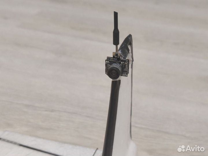 RC FPV планер самолет (бомжелет) 1 метр