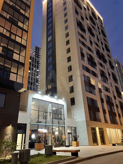 3-к. квартира, 82 м², 11/53 эт.