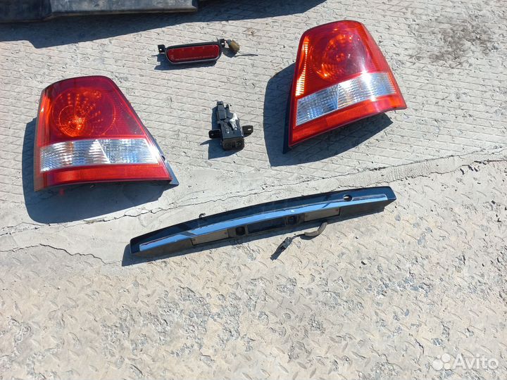 Kia Sorento (01-11)фонари задние стекло зад замок