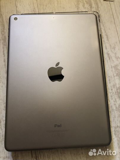 iPad - 6-го поколения