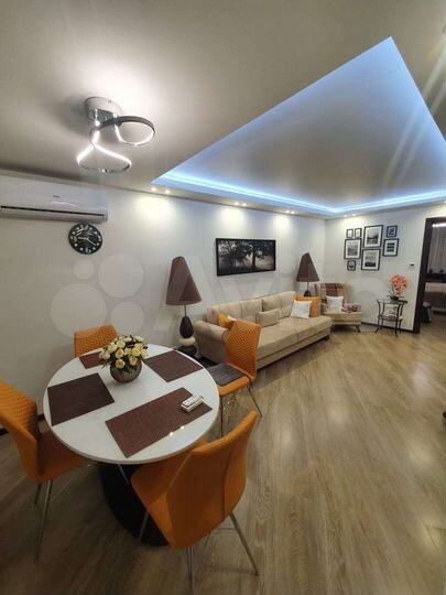 2-к. квартира, 52 м², 3/5 эт.