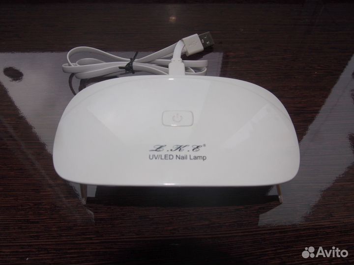 LED лампа для маникюра