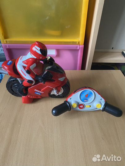 Chicco мотоцикл