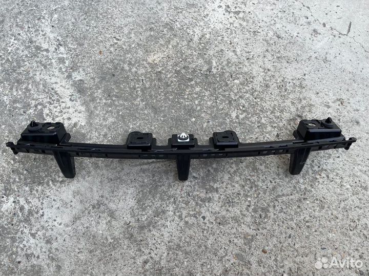 Кронштейн заднего бампера Mustang 2015