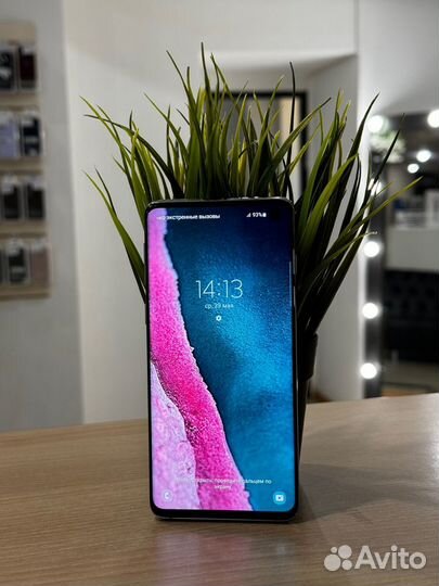 Samsung Galaxy S10, 8/128 ГБ