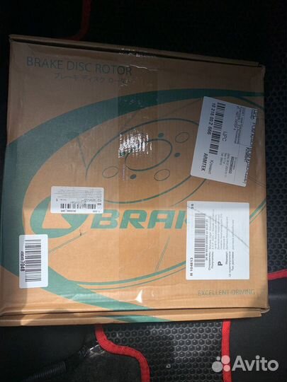 Тормозные диски honda stepwgn новые