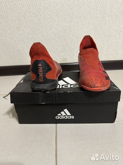Бутсы adidas predator freak