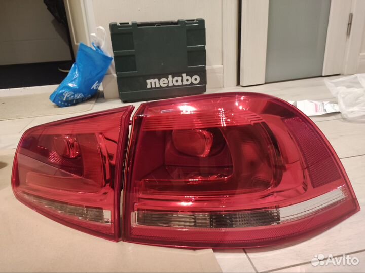 Задние фонари Vw Touareg NF