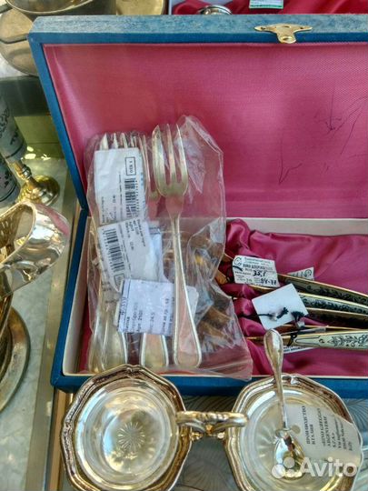 Изделия из серебра,столовое серебро