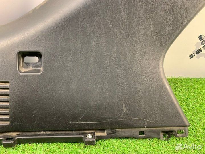 Обшивка багажника Toyota Harrier ACU10W 2AZ-FE