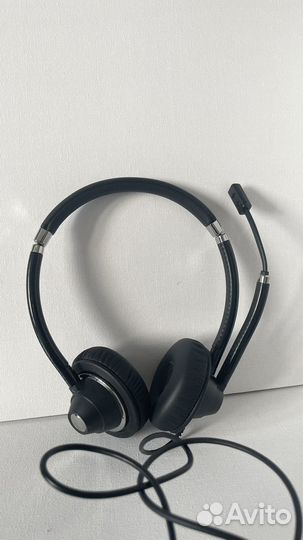 Гарнитура наушники с микрофоном Jabra 750