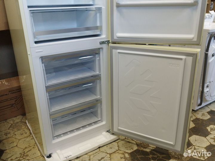 Weissgauff WRK 2000 D Full NoFrost Inverter Beige