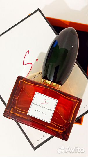 Распив Lavinia Esse Strikes The Notes