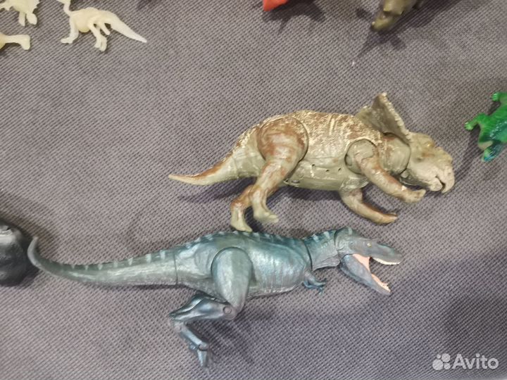 Динозавры набором или поштучно