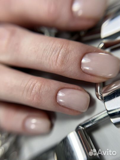 Маникюр с покрытием гель-лаком