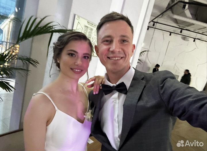 Ведущие на Ваш праздник + диджей+вокалистка