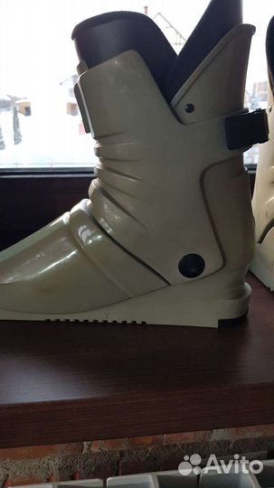 Горнолыжные ботинки