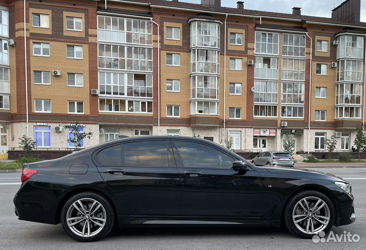 BMW 7 серия, 2017