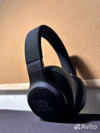 Беспроводные bluetooth наушники jbl live 660 nc