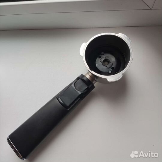 Кофеварка рожковая polaris