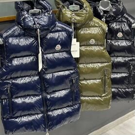 Жилетка глянцевая Moncler