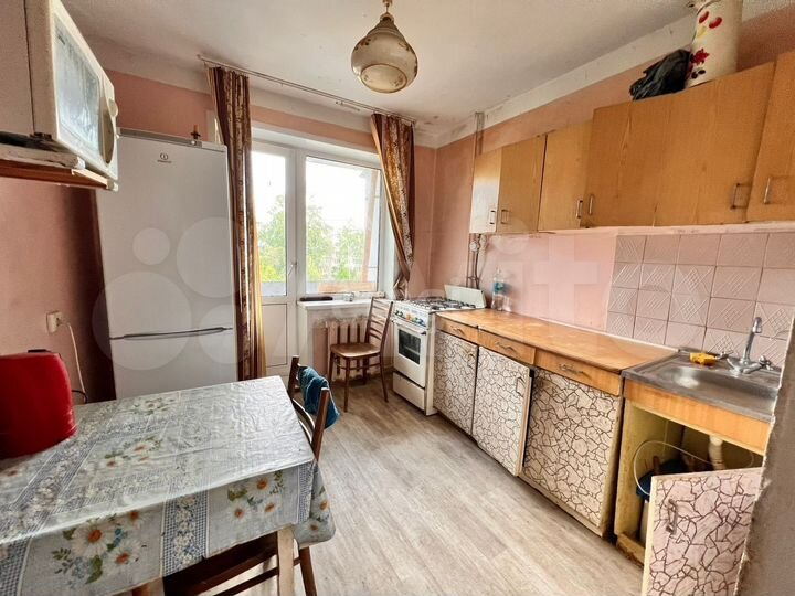 2-к. квартира, 53 м², 3/5 эт.