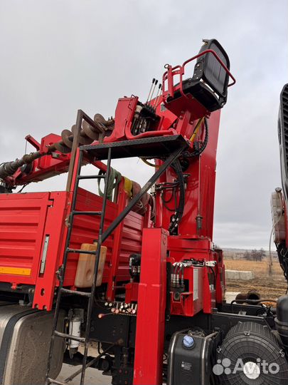 Бортовой грузовик Shacman X3000 с КМУ Horyong, 2023