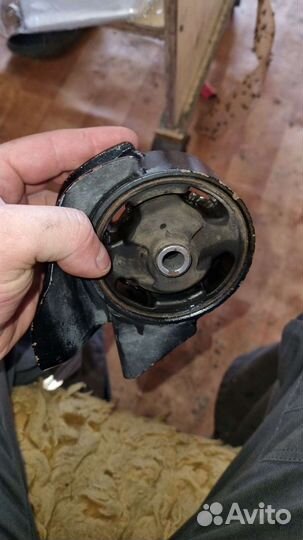 Задняя подушка kia sportage 2