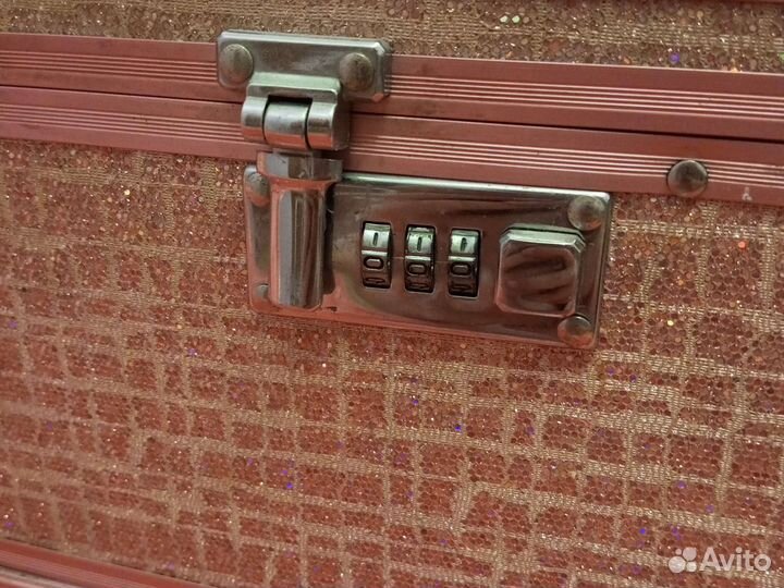 Сундук для косметики