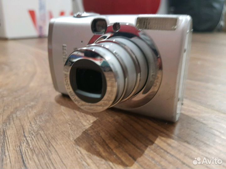 Canon digital ixus 950 is