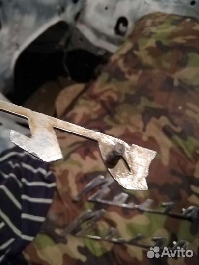 Шильдик Волга