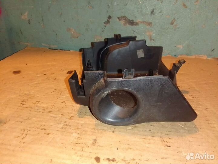 Накладка нижняя подрулевого переключ. Peugeot 206