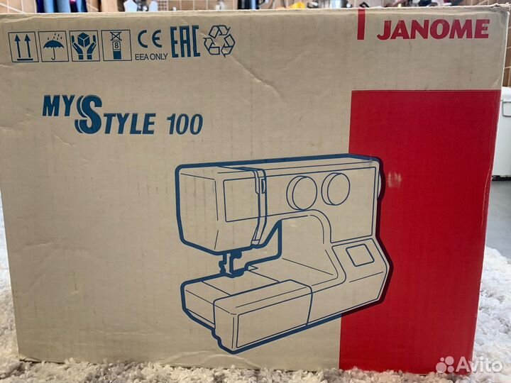 Швейная машинка Janome