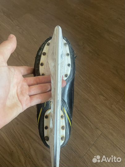 Хоккейные коньки bauer supreme m 4