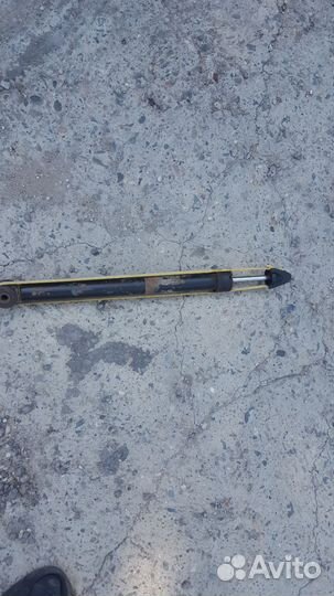 Амортизатор