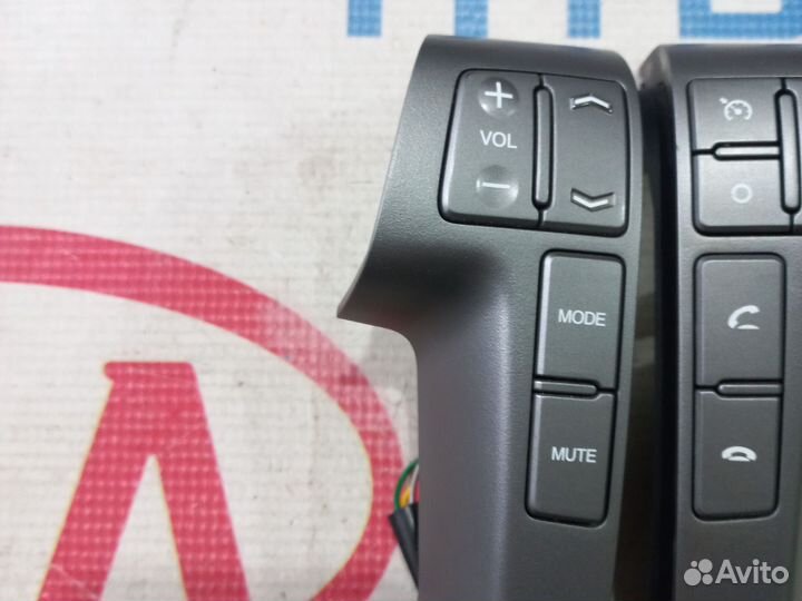 Кнопки на руль Hyundai h1 Hyundai Grand Starex