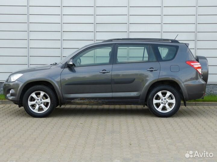 Toyota RAV4, 2012